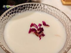烤奶炖梨-小吊梨汤·北京菜·烤鸭(清河万象汇店)