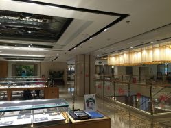 -北京七彩云南翡翠珠宝旗舰店(月坛店)
