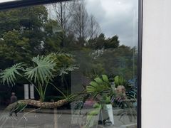 -J Create城市露营咖啡·简餐·宠物(上海动物园店)