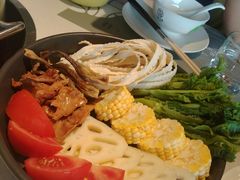 -八珍玉食鸡煲·打边炉(印象城店)