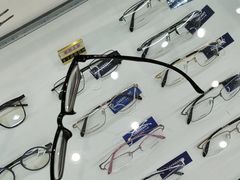 -沫芮眼镜·蔡司·依视路·尼康明月(环创店)