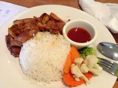 iphone_upload_pic-Thai La Ong - Newtown