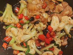 -八府香鸭·啫啫煲(华山路店)