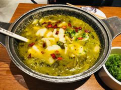 酸菜巴沙鱼-渝是乎酸菜鱼(龙旗购物中心店)