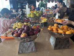 -荣誉国际酒店-云顶旋转餐厅