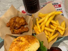 -必胜客(东部星悦天地店)