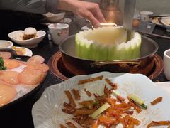 -得意咚瓜·顺德鱼生·冬瓜火锅(深圳首店)