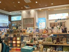 -猫的天空之城概念书店(印象城购物中心店)