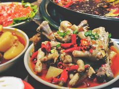 耙鸡爪-四小区火锅·巷子里的重庆火锅(花照壁店)