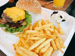 -丽江悦榕庄酒店-明月·雪山庭院餐厅