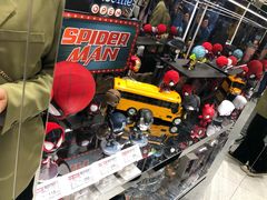 -泡泡玛特POPMART(侨福芳草地店)