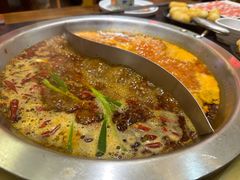 -沸炉重庆老火锅(军事博物馆店)