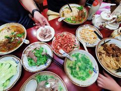 -金杨拉面王小吃面馆·牛三宝面·红烧牛肉粉