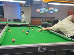 -VV桌球俱乐部(长阳大润发店)