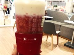 霸气芝士草莓-奈雪的茶(市百一店)