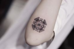 -见雾TATTOO STUDIO