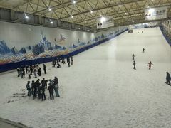 -乔波室内滑雪场