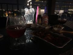 -顽啤熊·酒客酒馆(苏城夜景必选店)