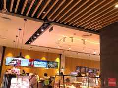 -巴黎贝甜(大宁国际商业广场店)