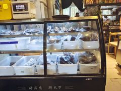 面包甜点陈列柜-傅记酱肉