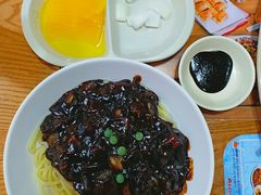 炸酱面-香港饭店0410(弘大店)