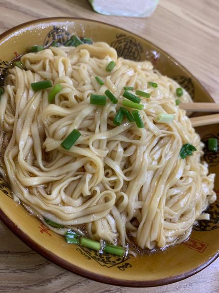 说是福安拌面,其实不是,略显常规一些
