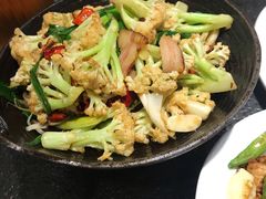 -万重锦·人文川菜馆(骡马市店)