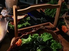 -湊湊火锅·茶憩(杭州湖滨银泰in77店)