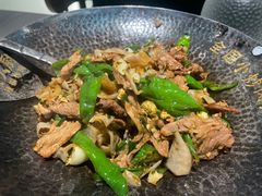-费大厨辣椒炒肉(黄兴中心广场店)
