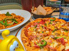 -必胜客(WOW中心城店)