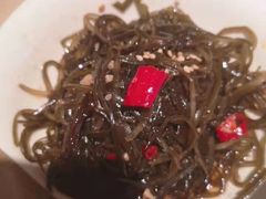 -顺溜·手工刀削面·黑金店(铜锣湾店)