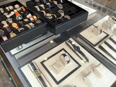 -沐渔二手奢侈品黄金手表包包回收·中古店(广州塔店)