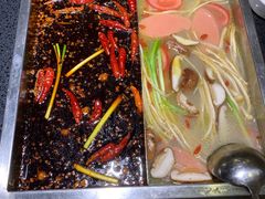 鸳鸯锅-新廊桥(原科华廊桥店)