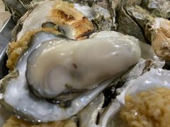 -蚝哥花姐湛江烤生蚝(美丽湾市场店)