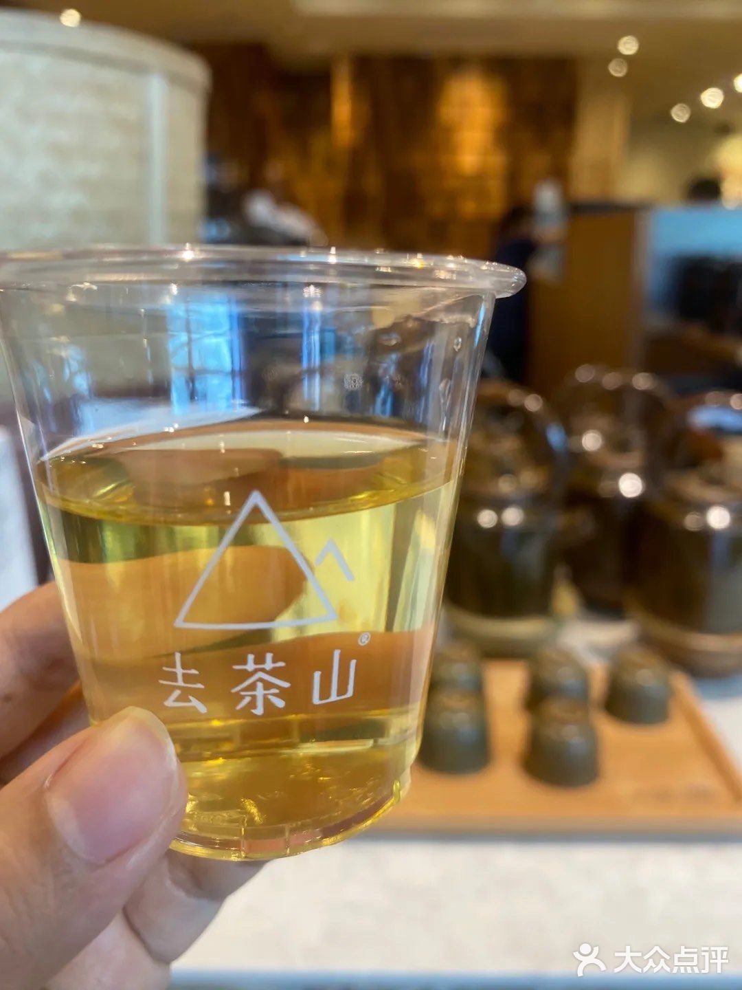 去茶山贵阳万象城店拿到冰箱贴和特色盖章