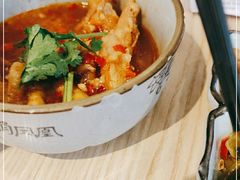 -俏凤凰(美林M·LIVE天地东座店)