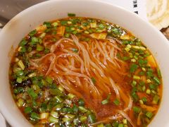 西付岐山臊子面-白起肉夹馍