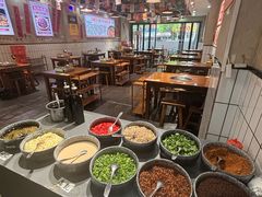 -黔有有贵州酸汤夺夺粉火锅(五味十字店)