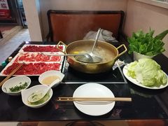 -潮汕三宝鲜牛肉火锅