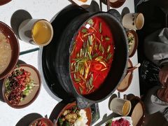 -贵府酸汤牛肉火锅·贵州老字号(飞山街店)