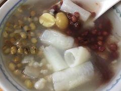 杂什汤-正宗棉湖甜汤春卷店