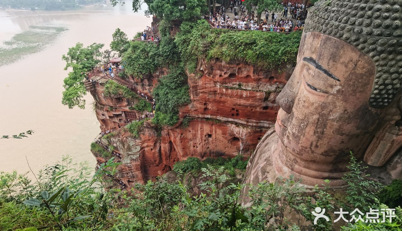 风景还是挺不错的，里面主要就是爬阶梯，因为时间原因