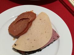 -亮马河饭店翠雅咖啡厅