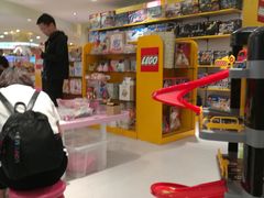 -资和信百货商场