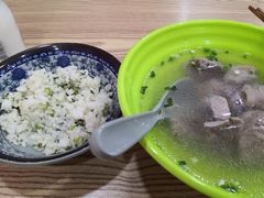 蹄膀汤-秦记面馆(襄阳南路店)