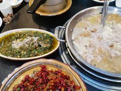 -老来福·非遗酸汤兔(凯旋路店)