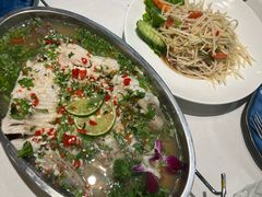 椒柠蒸鲈鱼-荷花泰菜(东方新天地店)