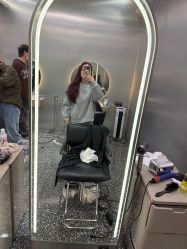 -Tloml salon