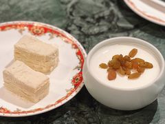 酸奶-东方亚克西餐厅(西康路店)