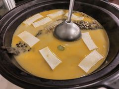 -鑫皇朝酒店(建设一路店)